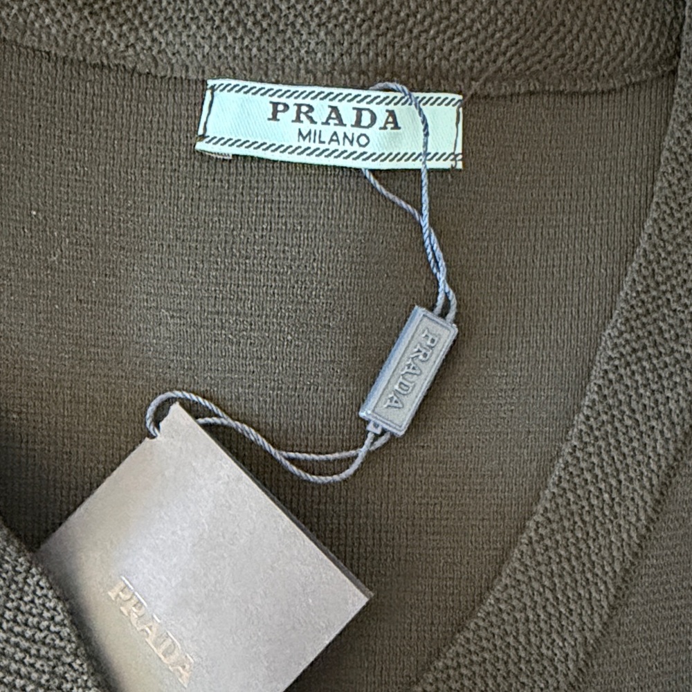 Prada Black Knit Vest with Gold Buttons NWT M/L - Picture 3 of 9